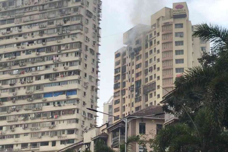 fire broke out in Mumbai