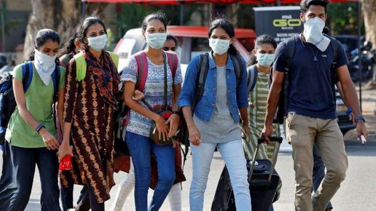 Corona's speed! Masks were made mandatory in many states as corona cases were on the rise in more than 15 states
