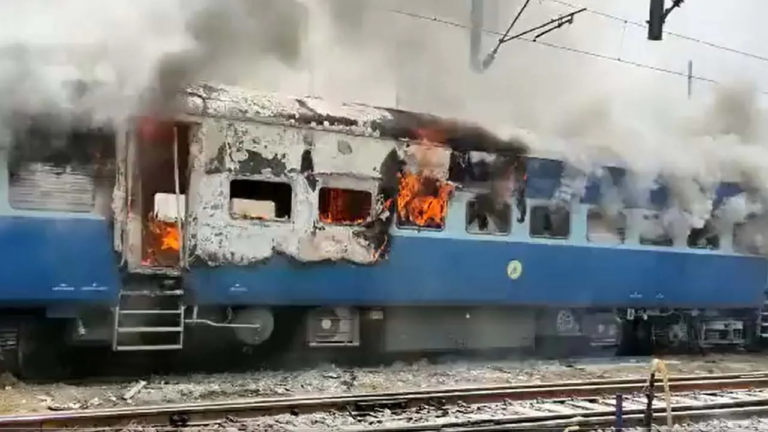 Government's 'Agneepath' scheme ripples across the country! Somewhere the train was set on fire, somewhere the youth committed suicide: find out how the situation is