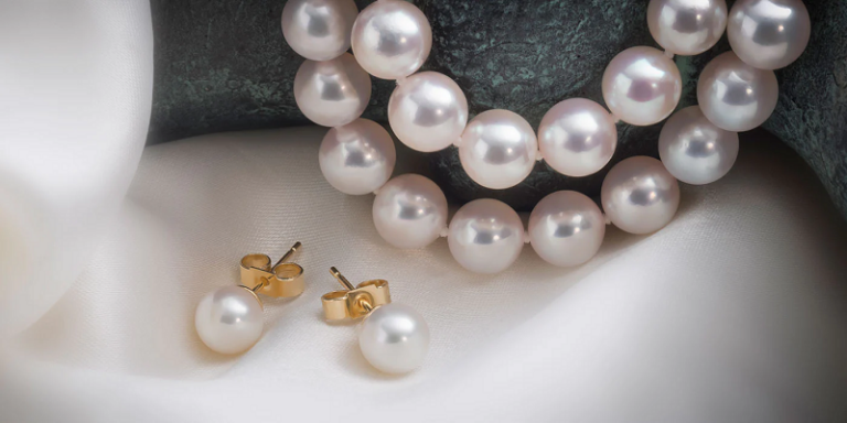 Learn how to take care of women's most beloved pearl jewelry!