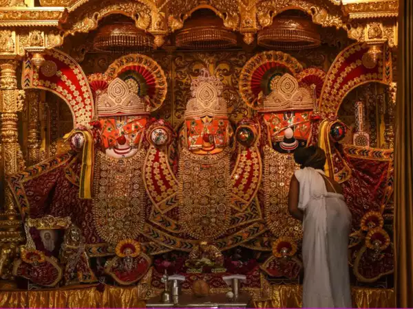 will-lord-jagannaths-years-old-tradition-be-broken-who-will-perform-pahind-vidhi-now-that-cm-korona-has-been-infected