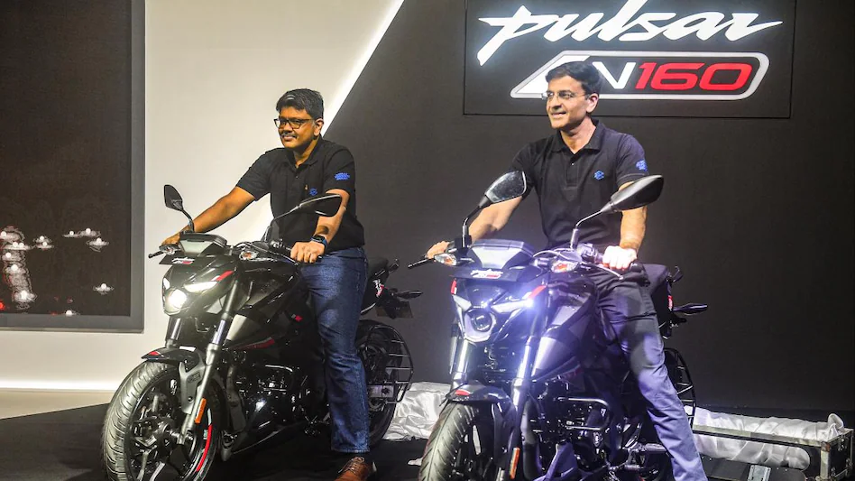 Bajaj launches new Pulsar N160 in Indian market Learn Cave Features