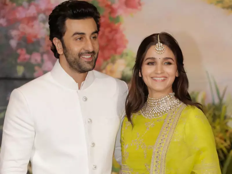 not-pink-or-blue-ranbir-kapoor-alia-bhatts-babyroom-color-will-be-something-come