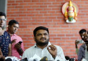With the blessings of Santo Mahanta, Hardik will join BJP at 12 o'clock