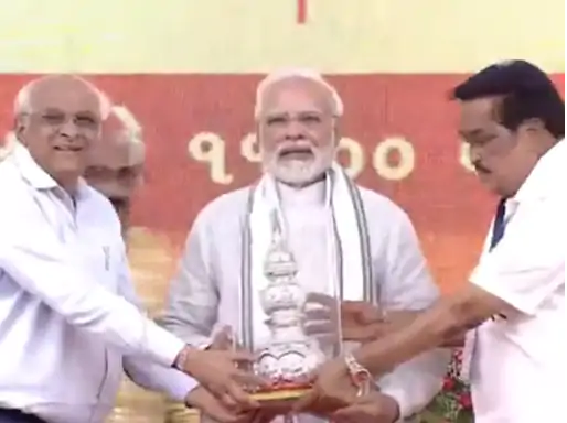 Modi said in Vadodara; "Vadodara saved me as much as I saved the child, this will never be forgotten"