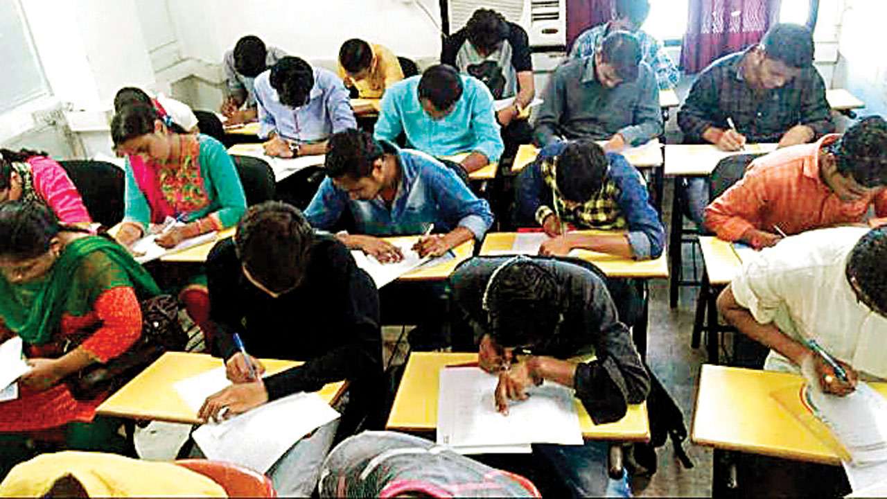 important-for-students-who-have-passed-the-lokarakshak-exam-find-out-what-hasmukh-patel-has-said