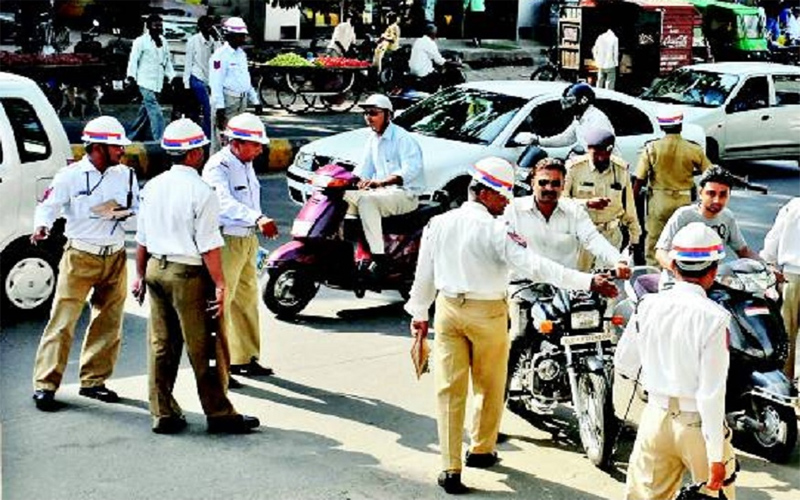 Court notice to Rajkot CP and Traffic ACP! -Drivers were instructed to give correct information about the memo