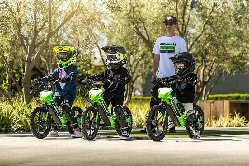 the-first-Kawasaki-electric-bike-launched-for-children-cool-and-features