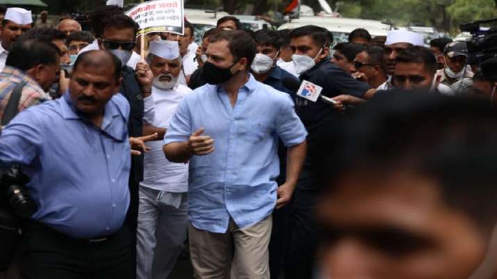 congress-leader-rahul-arrested-for-protesting-in-delhi-with-the-mps
