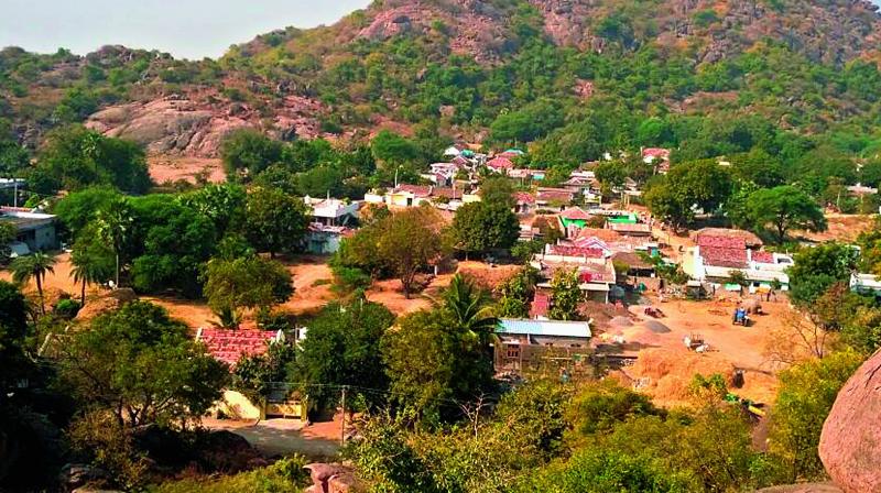 A village where evening never happens! In this village the sun rises late and falls early at night ...