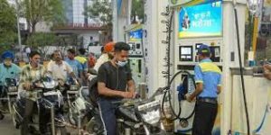 petrol-pumps-crisis-long-queues-at-petrol-pumps-in-five-states