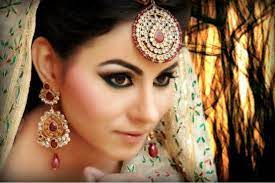 The "Tiko" worn by women on their heads is beautifully applied by Charchand! Learn what to look for and tactics to help ease the way