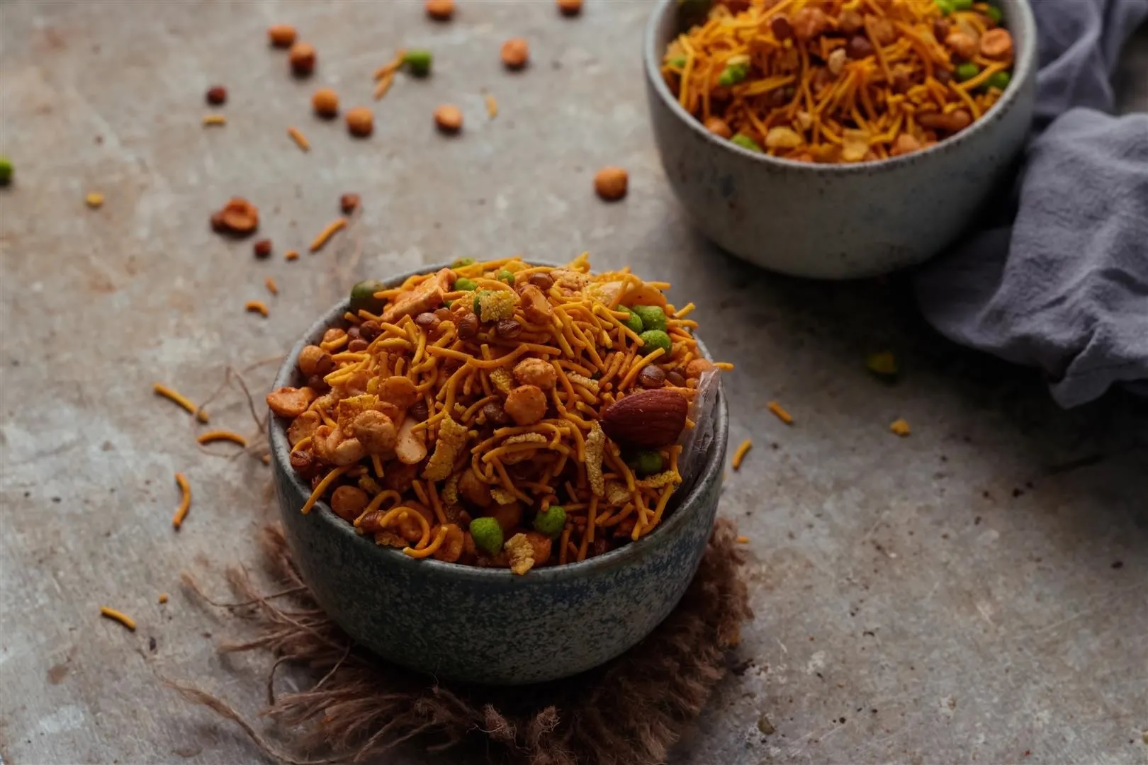 If you go to Jamnagar, do a definite test of these chickpeas! You will not find this dish anywhere in India