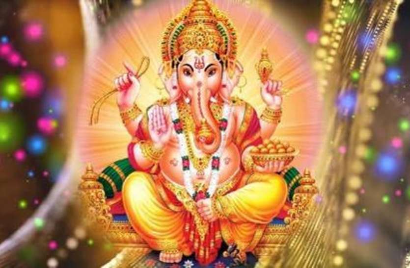 Friday is Choth and Sarvarthasiddhi Yoga: Worship Vishnu-Lakshmi with Ganesha and get auspicious fruit