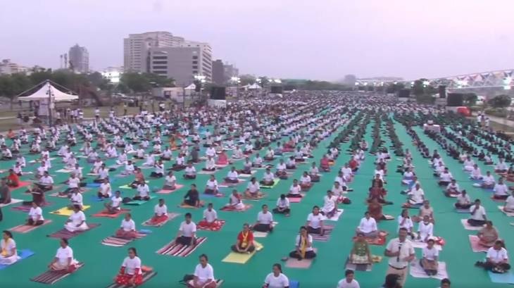 Celebration of Yoga Day in Gujarat: Everybody from CM to Commonmen Sughi Yoga