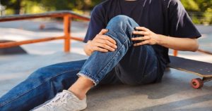 If you have leg pain while sleeping at night, do not ignore it, it may be due to this problem.