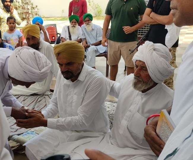 punjabi-singer-sidhu-moose-wala-s-birth-anniversary-fans-shower-love-demand-justice