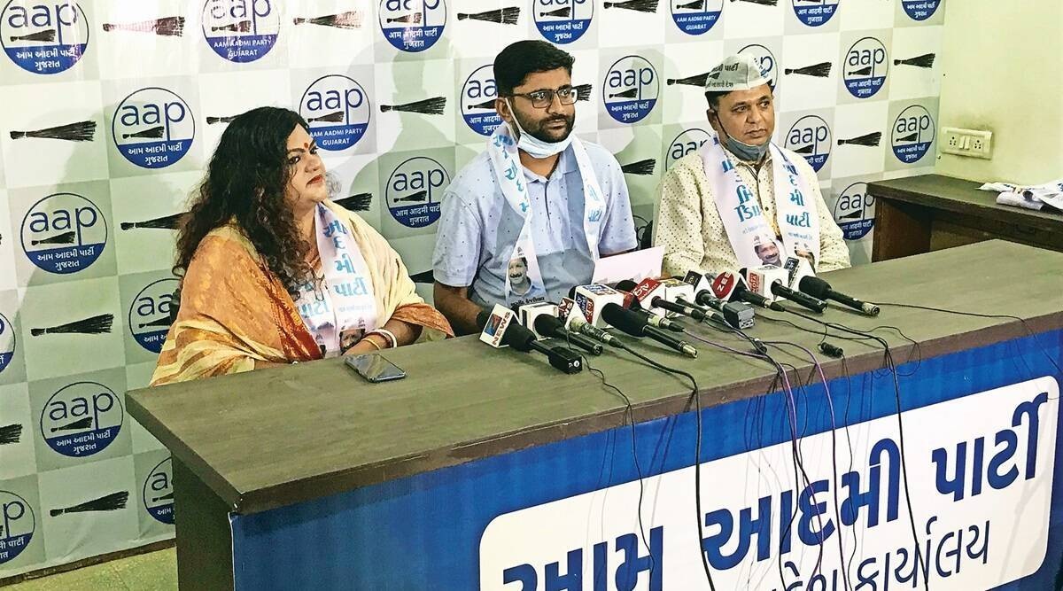 Thus the Aam Aadmi Party dismantled the entire structure of the state! The decision caused a stir in politics