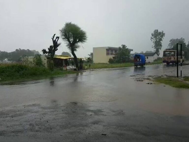 monsoon-news-rainfall-2.5-inches-in-kamaraj-surat-gujarat