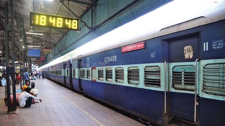 Railways take big decision on violent protests in Bihar Not a single train will run in Bihar from 4 am to 8 pm