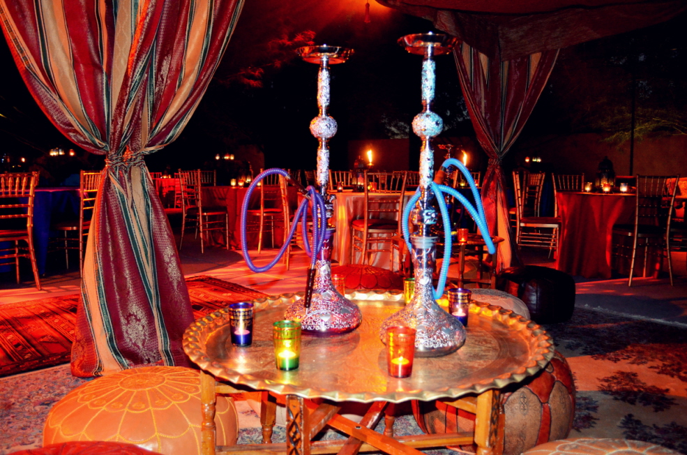 Gujarat has become a hookah bar! Taporis sitting in the garden in Ahmedabad rather than a hookah party in public
