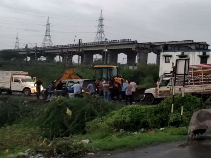 Film scenes created to catch the notorious accused! 12 police personnel crashed into a car and crashed, Mahamahante arrested the accused