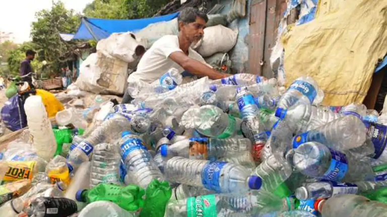 Now you can't use these plastic items: the government has imposed a ban on single use plastic