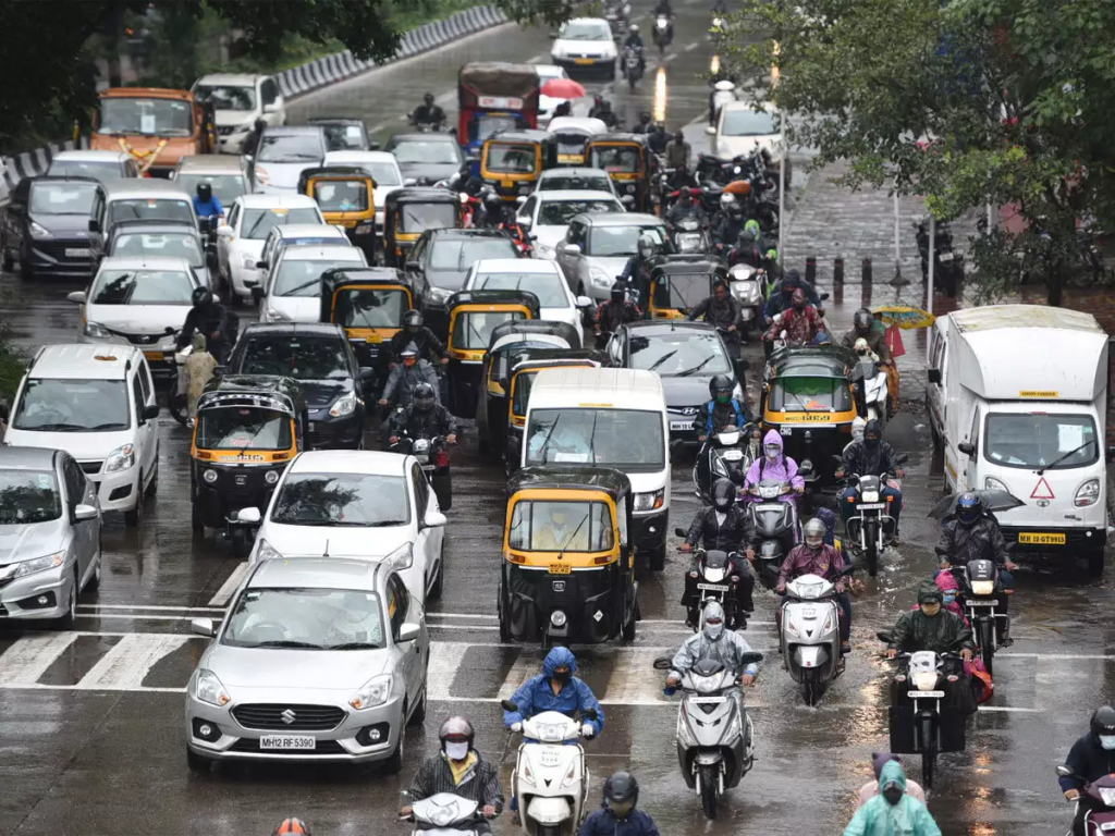 Terrible traffic jam in Delhi: Tight security at the border affecting India