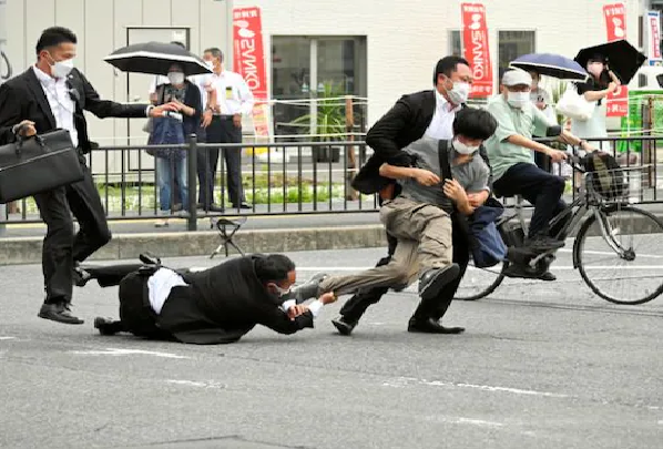 attack-on-former-japanese-minister-shinzo-abe-showing-no-vital-signs-after-attack