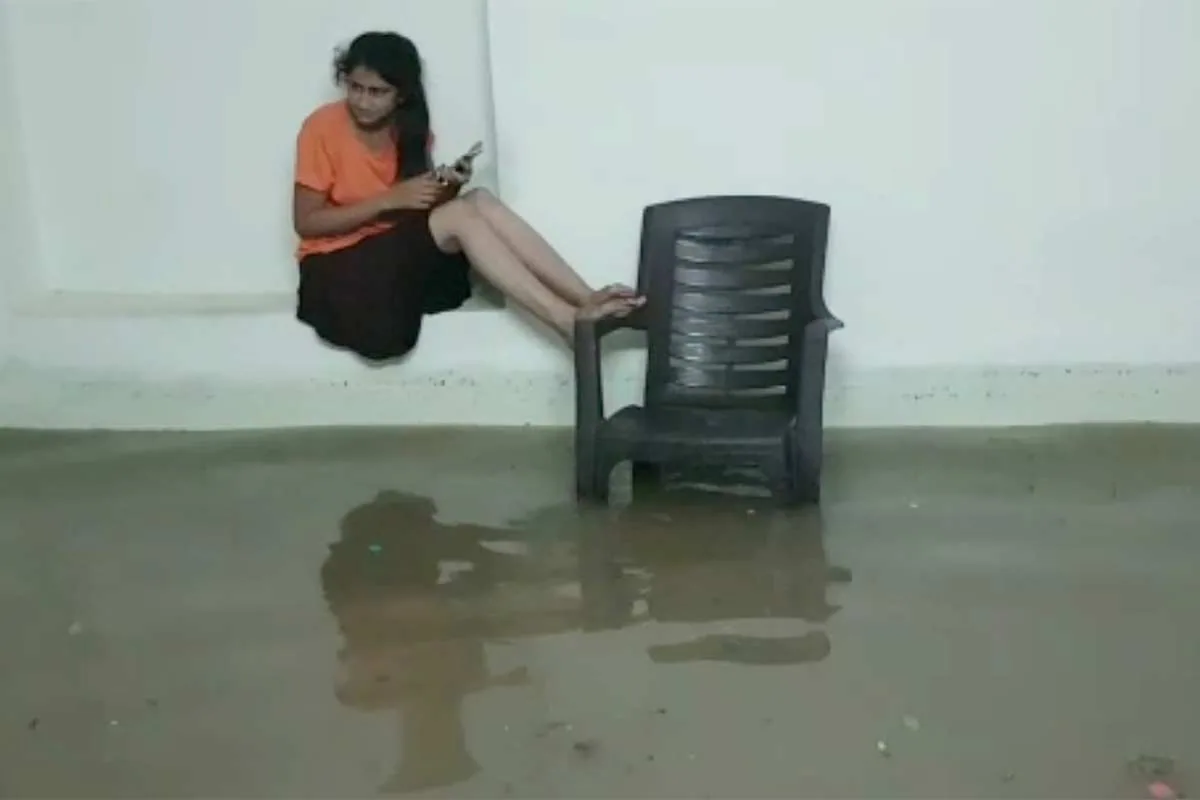 rain-soaked-in-deesa-palanpur-panth-people-in-low-lying-areas