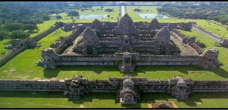 the-worlds-largest-hindu-temple-in-a-country-where-not-a-single-hindu-lives-learn-special-information