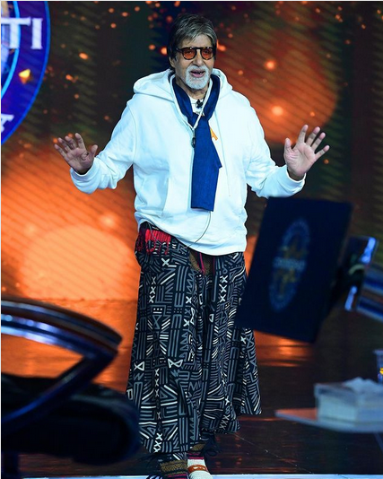 big-b-got-trolled-due-to-strange-pyjamas