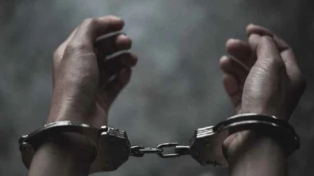 cbi-slapped-simultaneous-arrest-of-6-senior-officers-find-out-whats-the-whole-case