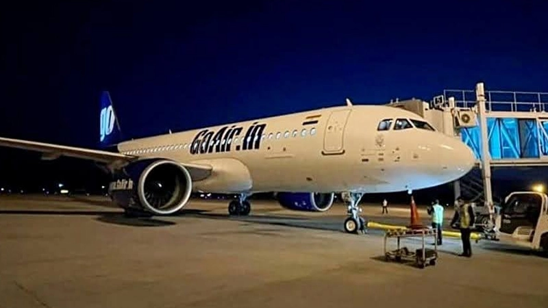 windshield-of-goair-plane-broke-in-mid-air-flight-diverted-to-jaipur