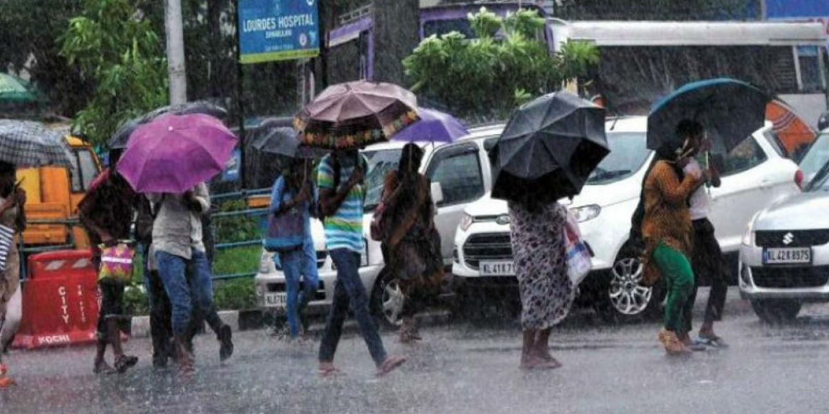 clouds-fall-6-inches-of-rain-in-visavadar-and-4-inches-in-koyli-ojat-weir-dam-100-percent-full