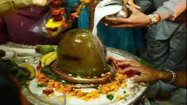the-right-direction-for-jalabhishek-to-shivling-in-shrawan