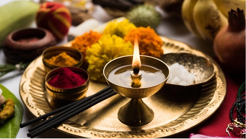 vastu-tips-for-dia-these-point-keep-in-mind-for-ghee-and-oil-dia