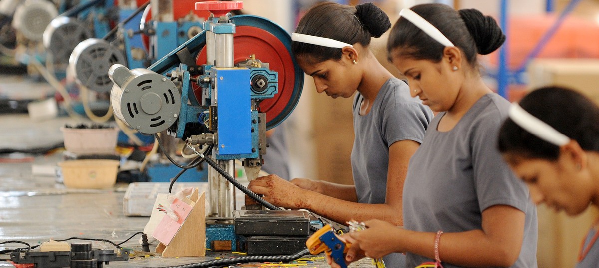 in-the-countrys-manufacturing-sector-a-new-chapter-of-industrial-revolution-will-begin