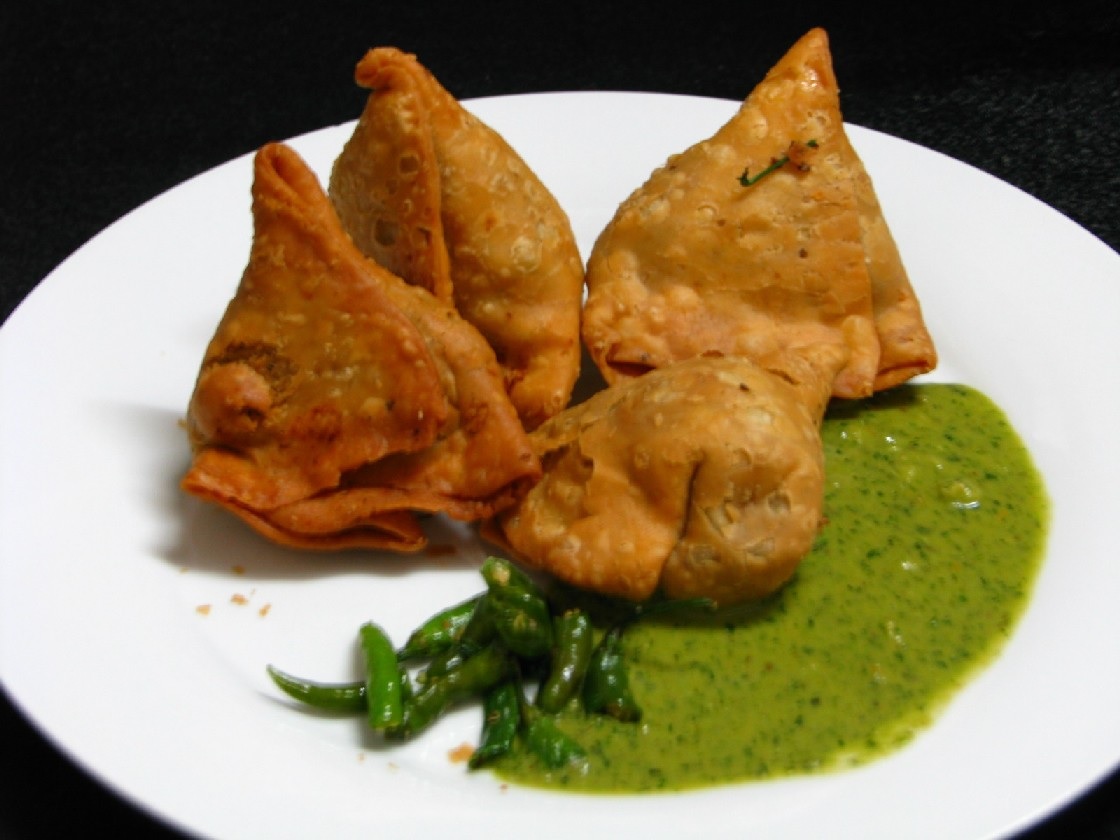 Have you seen variety in samosas too? If not, 40 varieties of samosas are available here