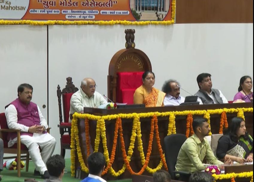 mock-assembly-students-managed-the-gujarat-legislative-assembly