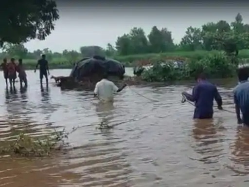 Many clouds fell in Borsad of Anand! Eleven inches of rain fell in four hours