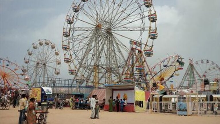 preparations-start-for-saurashtras-biggest-lok-mela-at-rajkot-racecourse-for-5-days