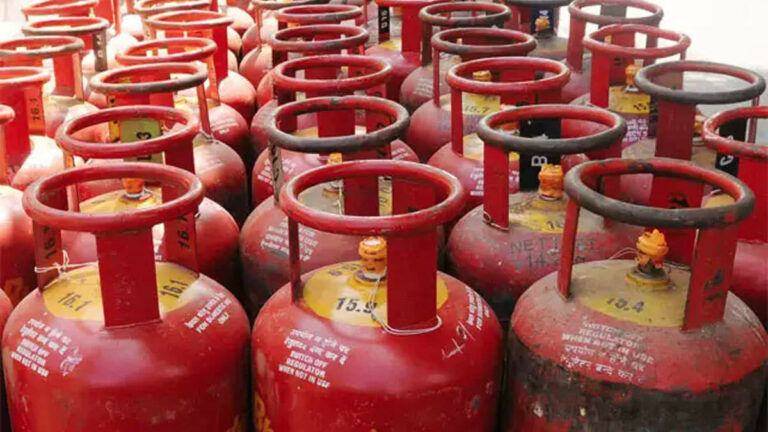 big-news-for-the-middle-class-cooking-gas-cylinder-prices-fell-sharply-in-one-fell-swoop-learn-new-prices