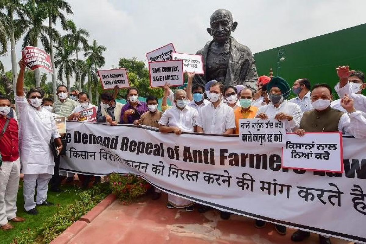 new-decree-pamphlets-and-placards-are-now-also-banned-in-parliament