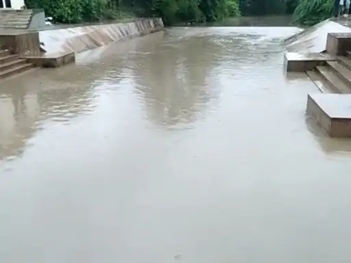 second-day-in-a-row-heavy-rain-continue-in-gir-somnath