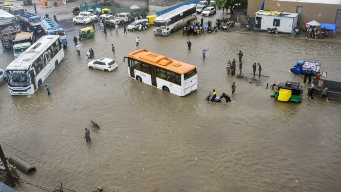 monsoon-arrives-in-gujarat-heavy-rains-in-202-talukas-in-last-24-hours