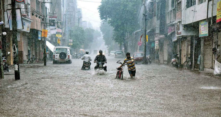 rainfall-in-27-talukas-of-the-state-heaviest-rain-in-surat