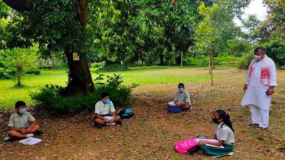 This school in Vadodara imparts knowledge of mother tongue and culture in the open of nature