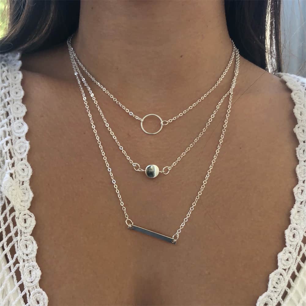 is-layered-necklace-fashion-a-very-favorite-of-young-generation-this-being-his-entire-information