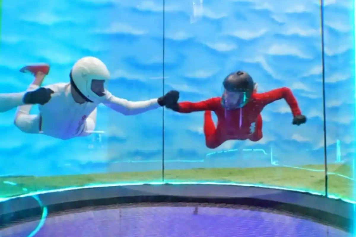 indias-first-indoor-sky-diving